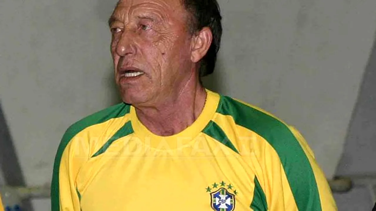 Nicolae Dobrin, omagiat de jucătorii echipei FC Argeş