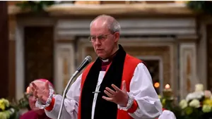Arhiepiscopul de Canterbury a demisionat din cauza scandalului privind abuzurile comise de biserică
