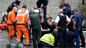 Mai multe persoane au fost arestate la Birmingham, de unde se crede că a fost ÎNCHIRIAT vehiculul folosit la Londra