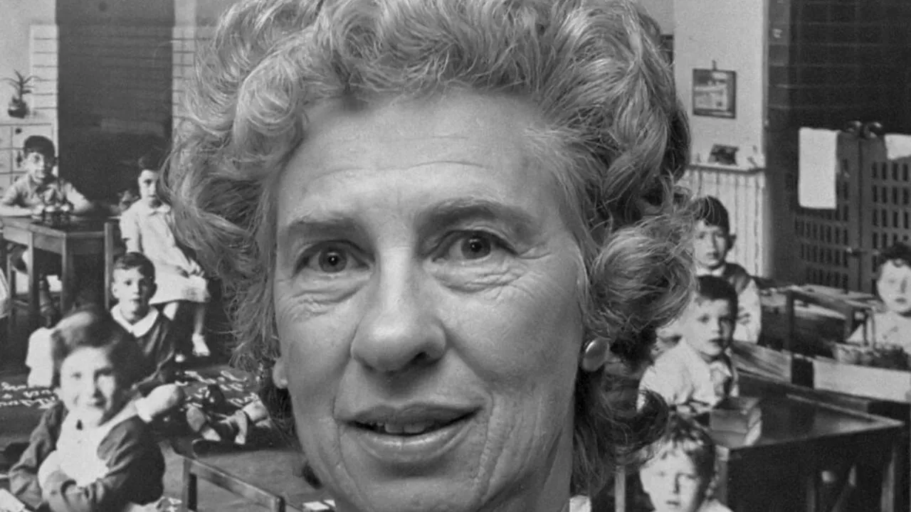 Sora vitregă a Annei Frank a murit la 96 de ani: Regele Charles, omagiu emoționant