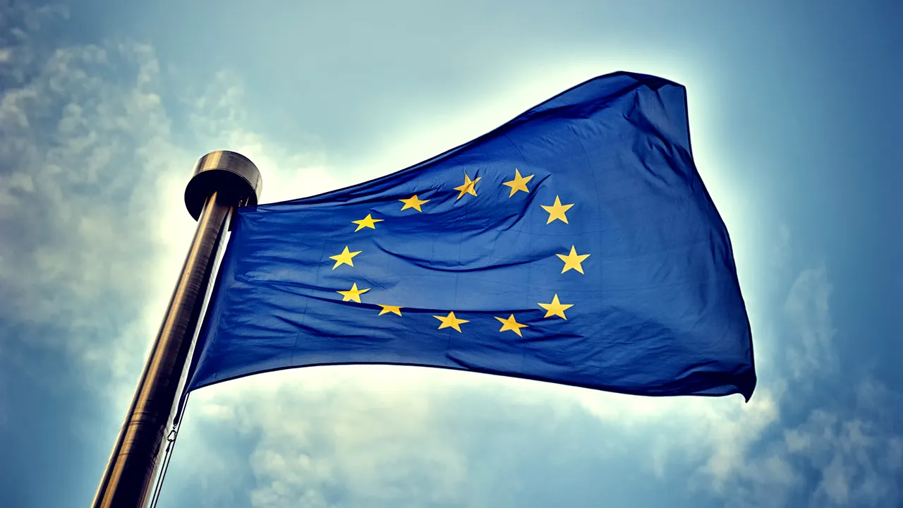 Preşedinţia Consiliului UE propune un sistem de subvenţii/penalităţi: 60.000 de euro pentru fiecare imigrant primit şi identic pentru unul respins 