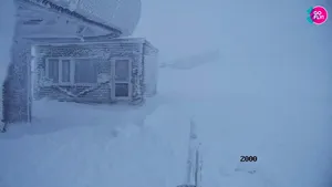 Ploaia și ceața încurcă schiorii în Sinaia și Poiana Brașov