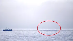 Accident naval în Marea Baltică. Două nave s-au ciocnit, iar una dintre s-a răsturnat. O operaţiune de salvare este în curs de desfăşurare