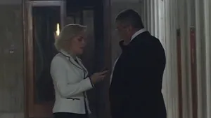 Şedinţa Comisiei Roşia Montană, suspendată după 10 ore. PNL acuză PPDD de trădare - VIDEO