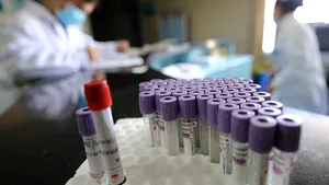 Anchetă în cazul morţii unui tânăr căruia o asistentă îi dăduse o fiolă de vaccin împotriva A/H1N1