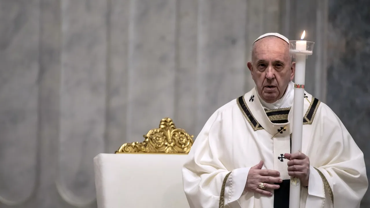 Papa Francisc, mesaj de Ziua Internaţională a Femeii: Mă rog pentru mamele nevoite să fugă cu copiii de război  