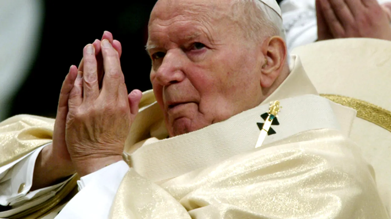 Papa Ioan Paul al II-lea îşi scrisese demisia, în caz de dificultăţi în exercitarea funcţiei