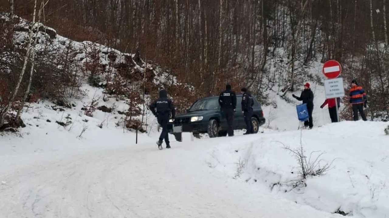 Un șofer băut a intrat cu mașina pe un drum închis din Pasul Vulcan, folosit ca pârtie