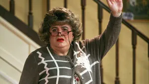 Florin Călinescu este Tanti Florica, la Pro TV