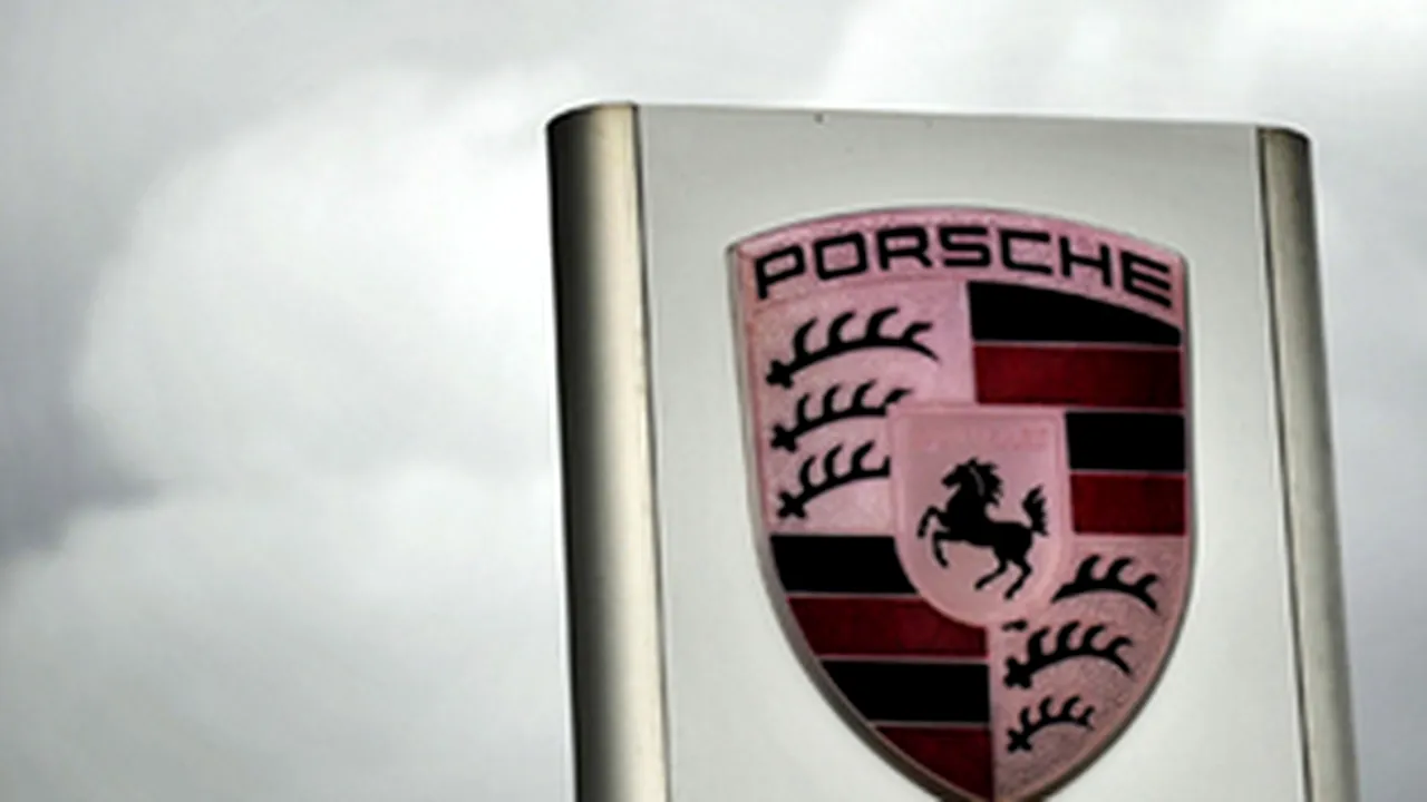 Porsche dezminte că ar exista cinci noi posibili ofertanţi pentru o participaţie la grup
