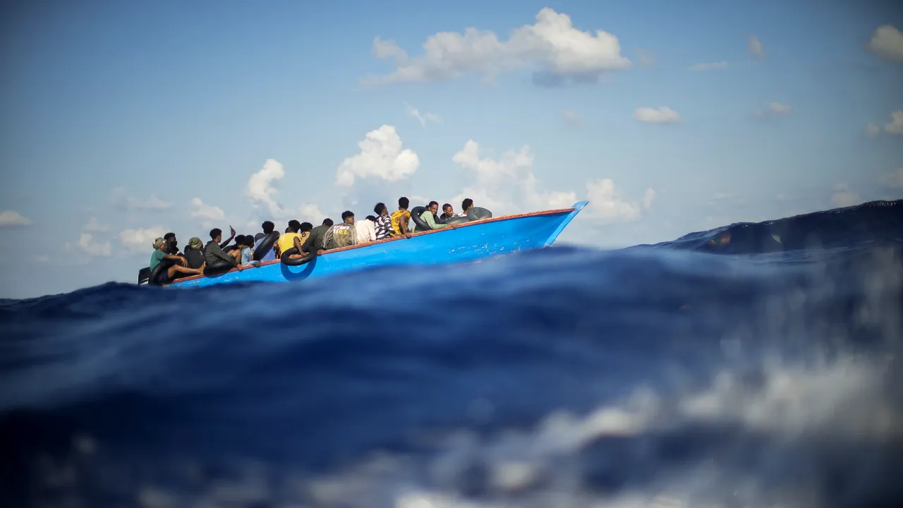 Ambarcaţiune cu migranţi, scufundată în largul insulei greceşti Samos