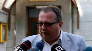 Senatorul Valer Marian a depus la DNA un denunţ la adresa lui Liviu Dragnea