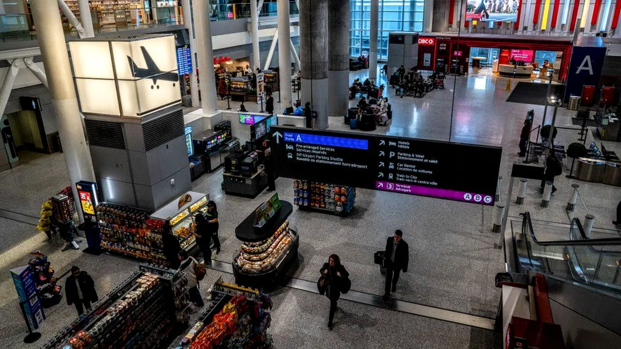 Jaf pe aeroportul din Toronto. Hoţii au furat aur în valoare de 20 de milioane de dolari