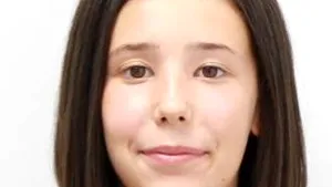  Adolescentă de 15 ani dispărută din Arad, căutată de poliţişti. Unde a fost văzută ultima dată