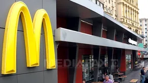 McDonald’s a redeschis un restaurant în Piaţa Puşkin din Moscova, închis în urmă cu trei luni de autorităţi