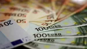 A fost arestat bărbatul din spatele a peste un sfert din bancnotele euro falsificate în 2023