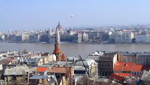 Doi morţi şi cinci dispăruţi după o presupusă coliziune cu o ambarcaţiune pe Dunăre, în Ungaria