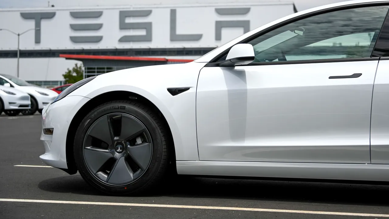 Cele mai bine vândute 20 de modele de maşini electrice în Europa în 2023. Dacia Spring este în Top 10

