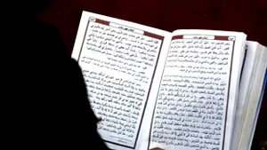 Proteste violente în Afganistan faţă de profanarea Coranului de către un militar american