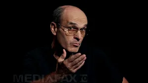 Cristian Tudor Popescu: Lipseşti şi câştigi?