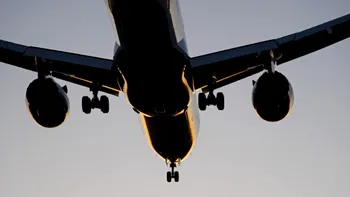 EXTERNE Iranul redeschide spațiul aerian