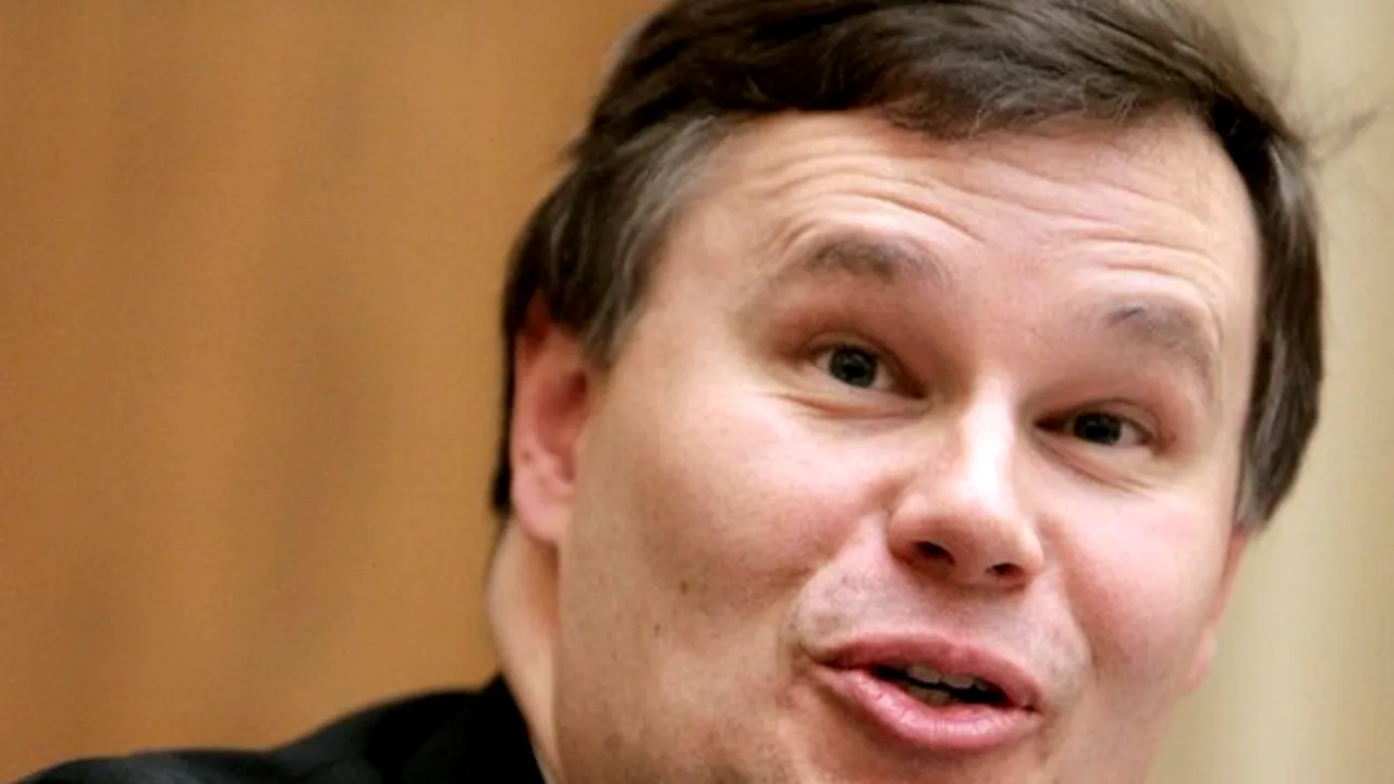 Jeffrey Franks, la petrecere cu miel la proţap şi ţuică fiartă, înainte de întâlnirea cu Emil Boc - VIDEO