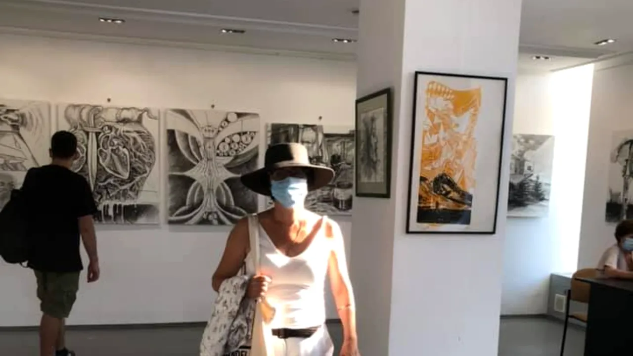 O mare expoziţie de artă începe la Galaţi. Sute de artişti expun opere unice