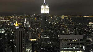 USA: Panică din cauza unei statui de pe acoperişul Empire State Building
