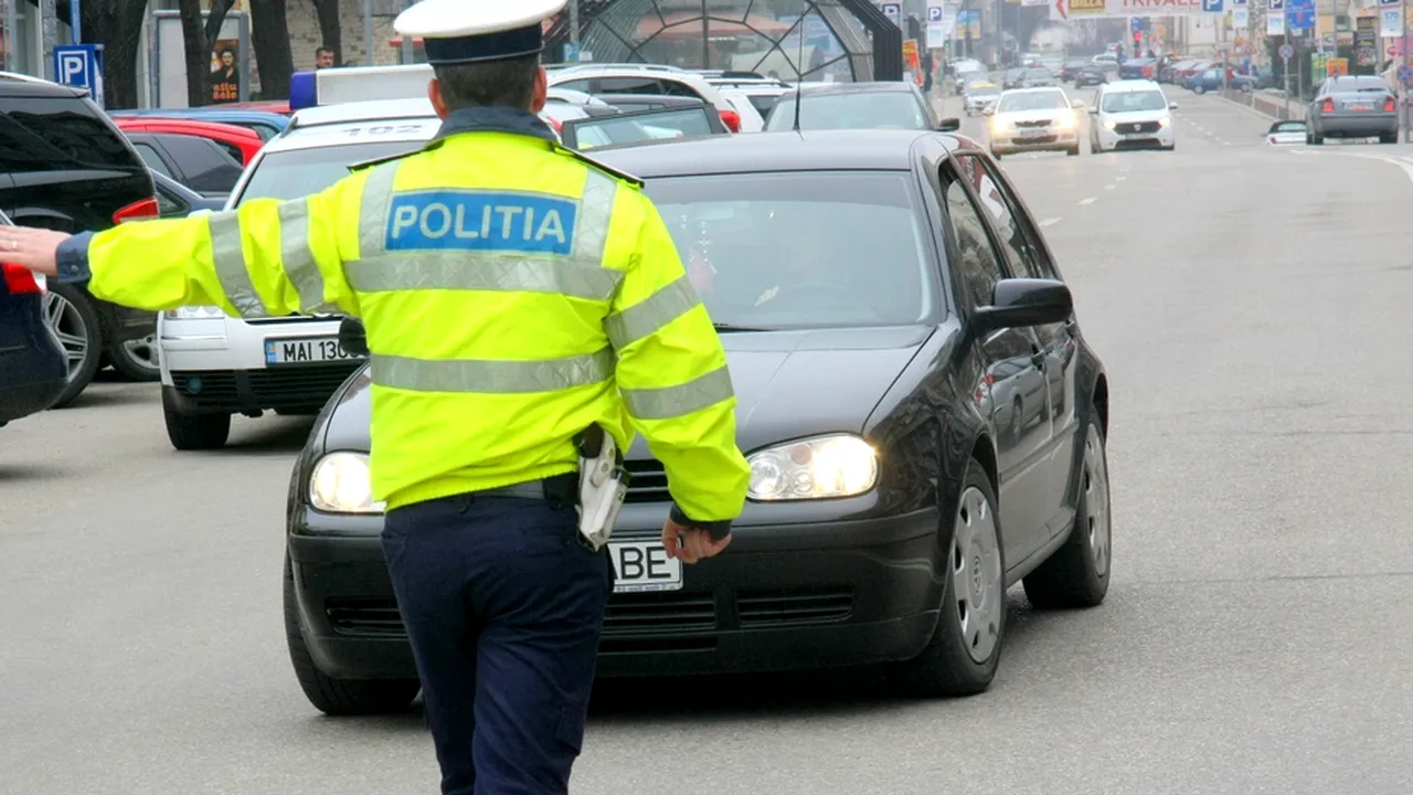 Poliţiştii acţionează cu 300 de aparate radar, în ţară, de Paşte. Traficul, monitorizat şi aerian