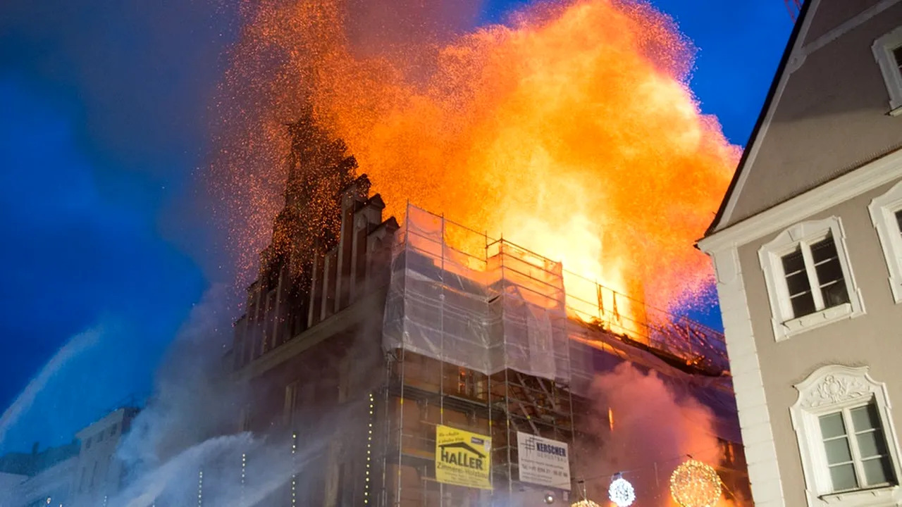 INCENDIU într-o clădire în care se aflau români, în Germania: 33 de persoane au ajuns la spital/ MAE: Toate persoanele spitalizate, externate | VIDEO