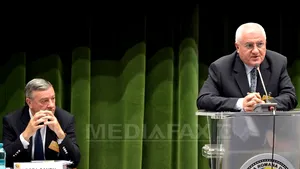 Procurorii cer condamnarea lui Mircea Sandu şi Dumitru Dragomir la pedepse cu executare orientate spre maximum