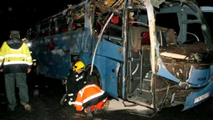 Spania: Nouă morţi după răsturnarea unui autocar cu turişti finlandezi