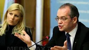 Udrea şi Boc au discutat cu Băsescu. Scenariul de forţă e ruperea unei aripi din PDL -surse