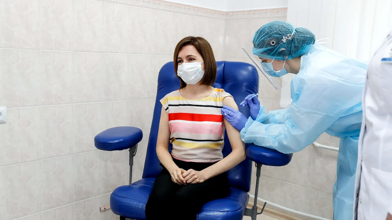 Preşedintele Republicii Moldova, Maia Sandu, s-a vaccinat. Ce ser a primit liderul de la Chişinău