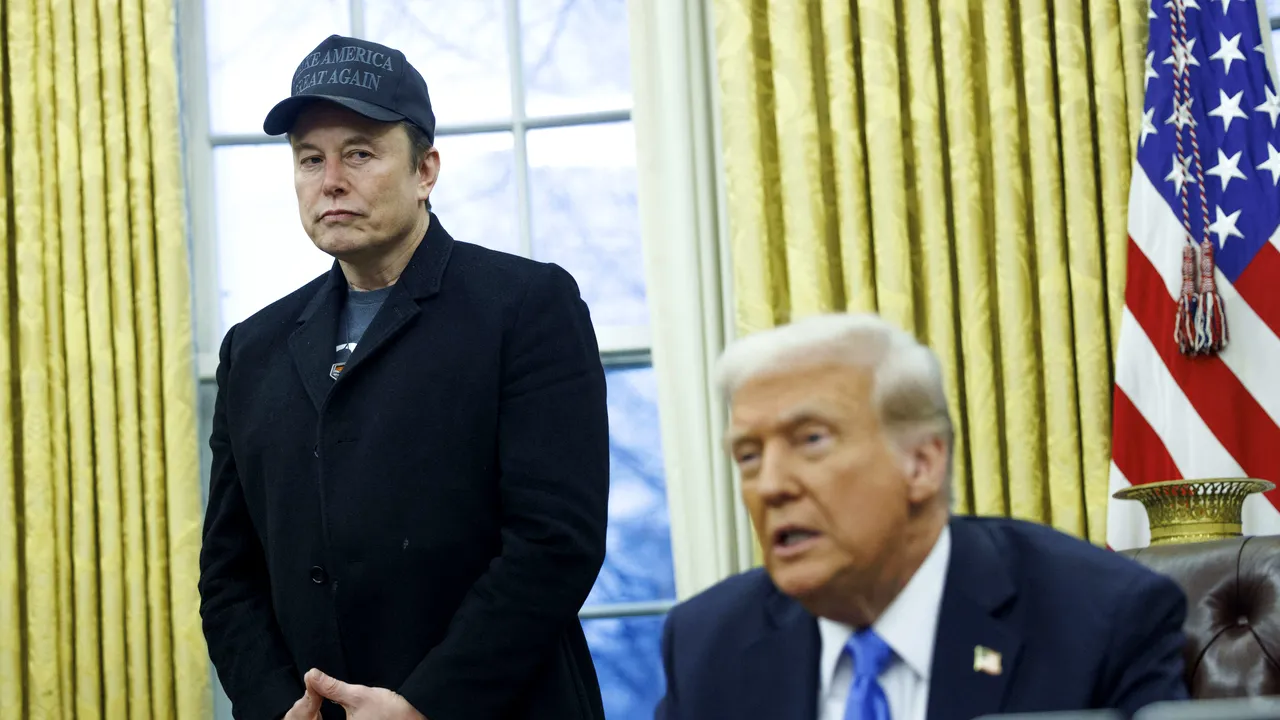 Interviu comun Trump - Musk despre relaţia dintre ei: „Îl iubesc pe preşedinte”/„E frumos cum spune”