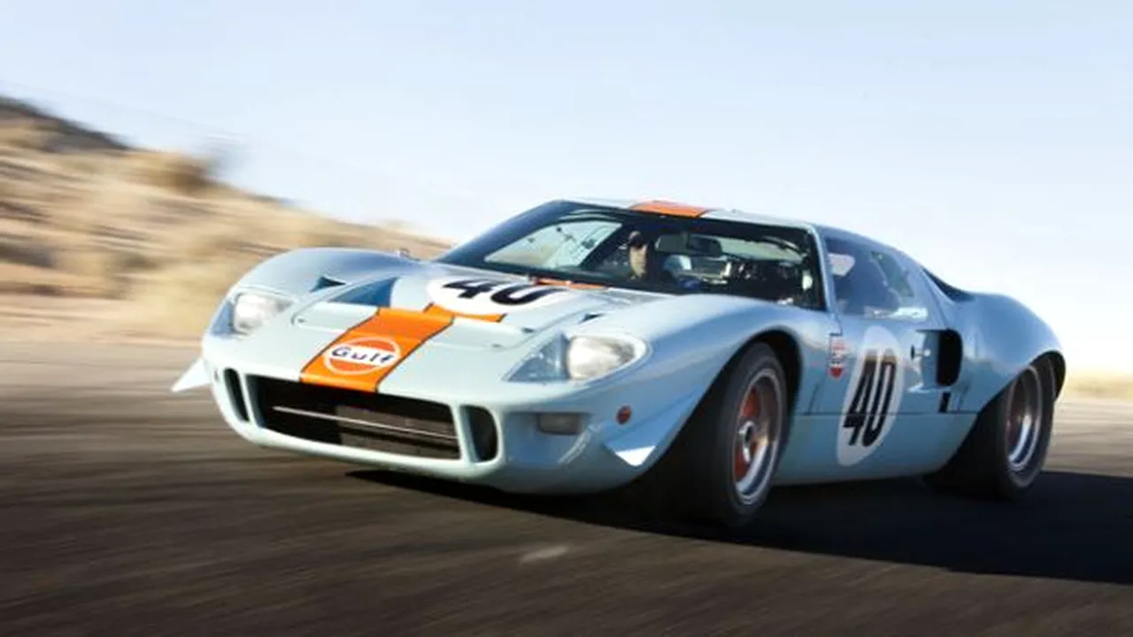 Un Ford GT40 din 1968 s-a vândut la licitaţie cu 11 milioane de dolari, record pentru o maşină americană