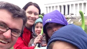 Mezinul familiei Bodnariu se întoarce alături de părinţi