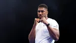 Anthony Joshua le-a adus un omagiu celor doi prieteni morți în accidentul din Nigeria