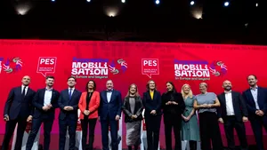 Victor Negrescu a fost reales vicepreşedinte al Partidului Socialiştilor Europeni