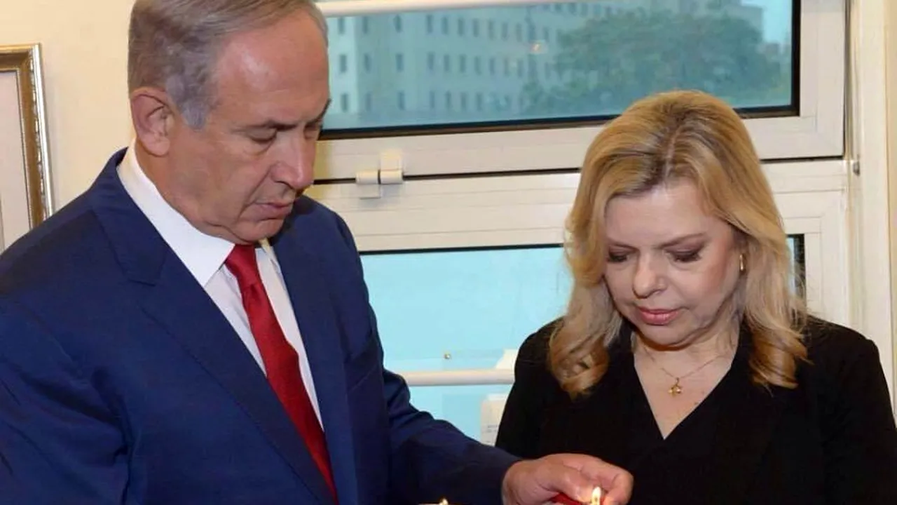 COMENTARIU Lelia Munteanu: Bibi & Sara, nebunia dragostei şi nebunia puterii