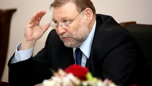 Murgeanu: Demisionez dacă se dovedeşte că s-au alocat politic bani de la UE autorităţilor locale