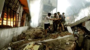 6 morţi şi peste 300 de răniţi în China, într-o explozie la o uzină - FOTO
