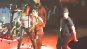 Penelope Cruz şi Javier Bardem au dansat alături de Prince - VIDEO