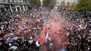 Bloomberg: Din Marea Britanie și Franța până în Polonia, instabilitatea politică transformă Europa într-un continent neguvernabil
