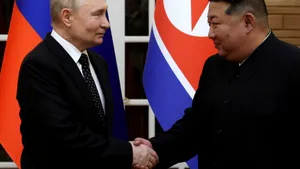 Kim Jong Un i-a „închiriat” lui Putin soldați cu 2.000 de dolari pe lună. Coreea de Nord face miliarde din războiul Rusiei
