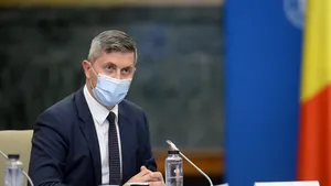 COMENTARIU Marius Oprea / Pe Barna îl doare-n spate de vaccinare. El vrea doar o victorie electorală, în confruntarea cu Biserica
