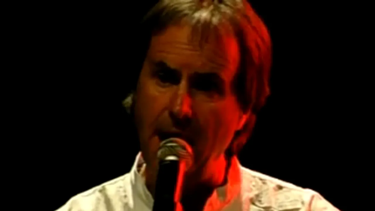 Chris de Burgh, marcat de tragedia din clubul Colectiv, transmite un mesaj celor răniţi în incendiu