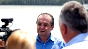 Boc: Niciun centimetru de asfalt din drumul finanţat pe bani UE nu este legat de casa părinţilor mei