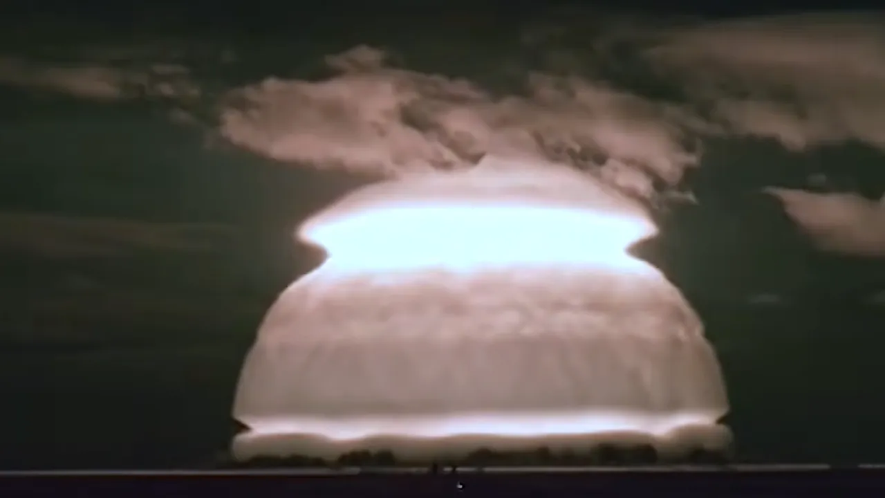 Ucraina se pregăteşte pentru accidentul nuclear de la Zaporojie / Kremlinul neagă zvonul că ar fi primit avertismente de la Beijing în privinţa utilizării armelor nucleare 