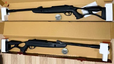 SOCIAL Arme cu aer comprimat și 400 de proiectile, descoperite într-un colet pe Aeroportul Cluj-Napoca